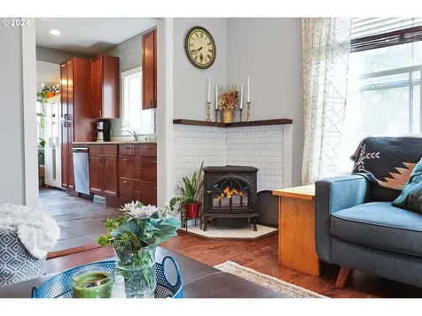 217 W 7th Street The Dalles OR 97058