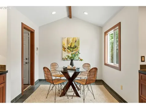 9312 Sw Terwilliger Boulevard Portland OR 97219