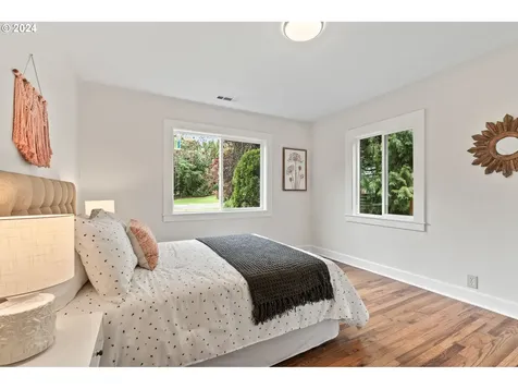 9312 Sw Terwilliger Boulevard Portland OR 97219
