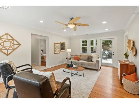 9312 Sw Terwilliger Boulevard Portland OR 97219