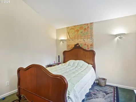 453 NE 172nd Avenue Portland OR 97230
