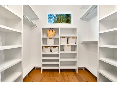 9306 Nw Hardy Avenue Portland OR 97231