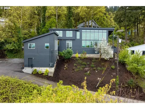 9306 Nw Hardy Avenue Portland OR 97231