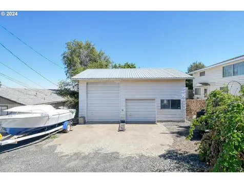 830 SW 7th Street Pendleton OR 97801