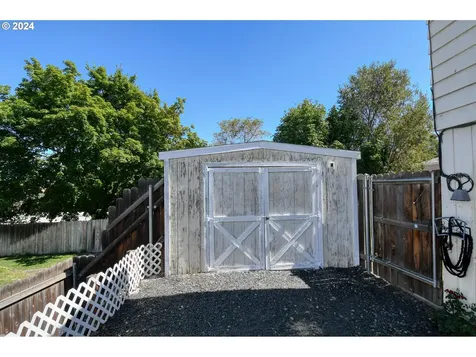 830 SW 7th Street Pendleton OR 97801
