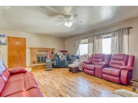 830 SW 7th Street Pendleton OR 97801