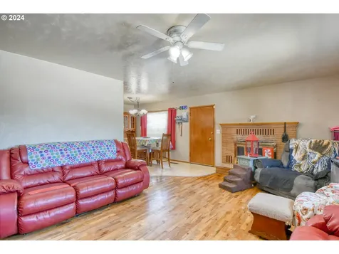 830 SW 7th Street Pendleton OR 97801
