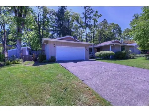 443 S 68th Place Springfield OR 97478