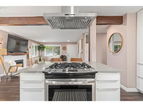 54 Van Fossen Court Eugene OR 97404