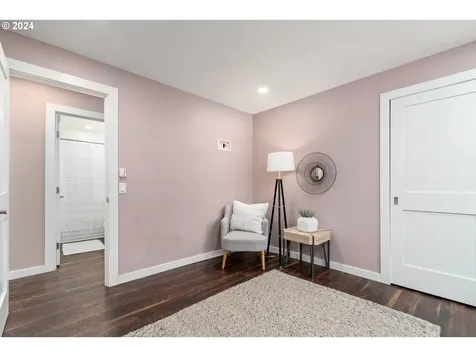 54 Van Fossen Court Eugene OR 97404