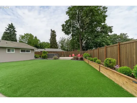 54 Van Fossen Court Eugene OR 97404