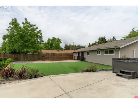 54 Van Fossen Court Eugene OR 97404