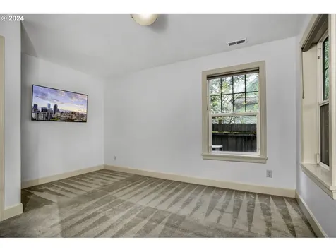 4619 Ne 14th Avenue Portland OR 97211