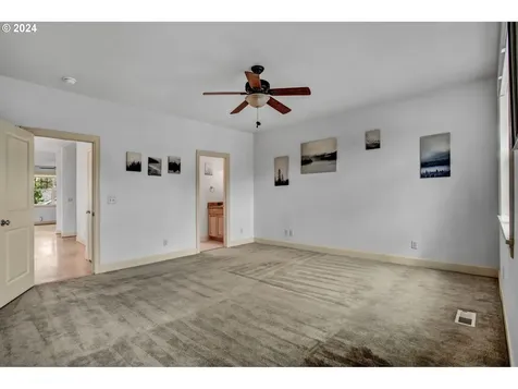 4619 Ne 14th Avenue Portland OR 97211