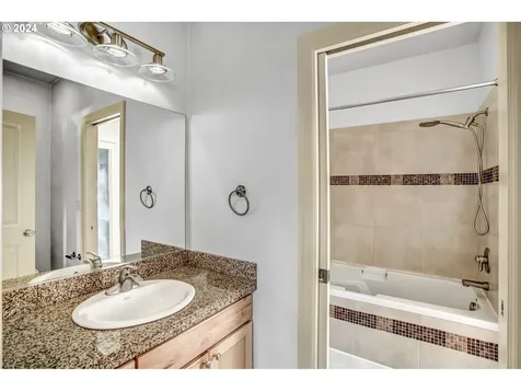 4619 Ne 14th Avenue Portland OR 97211