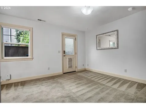 4619 Ne 14th Avenue Portland OR 97211