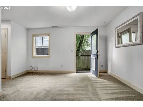 4619 Ne 14th Avenue Portland OR 97211