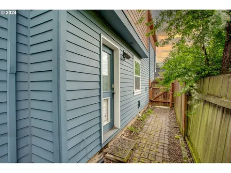 4619 Ne 14th Avenue Portland OR 97211