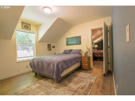 89108 Mercer View Drive Florence OR 97439