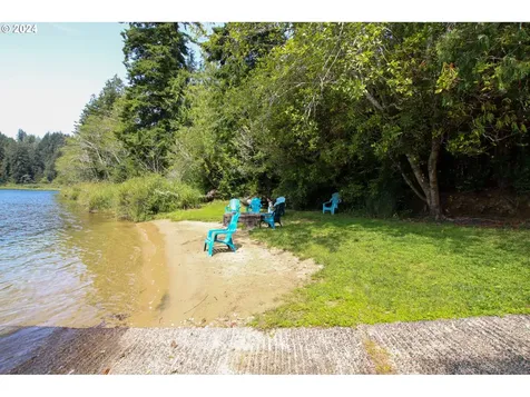 89108 Mercer View Drive Florence OR 97439