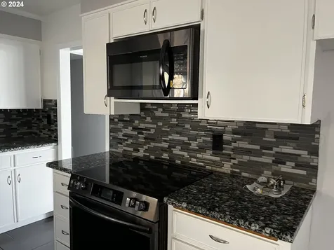 1521 Clark Street The Dalles OR 97058