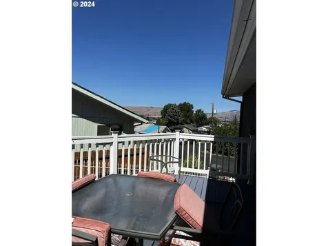 1521 Clark Street The Dalles OR 97058