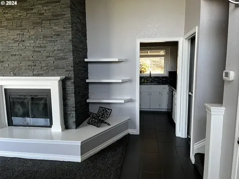 1521 Clark Street The Dalles OR 97058
