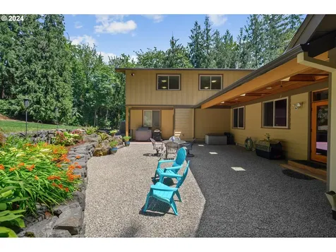 131 Sw Tualatin Loop West Linn OR 97068