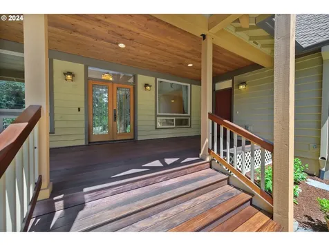 131 Sw Tualatin Loop West Linn OR 97068