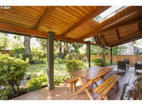 11027 Sw 110th Place Portland OR 97223