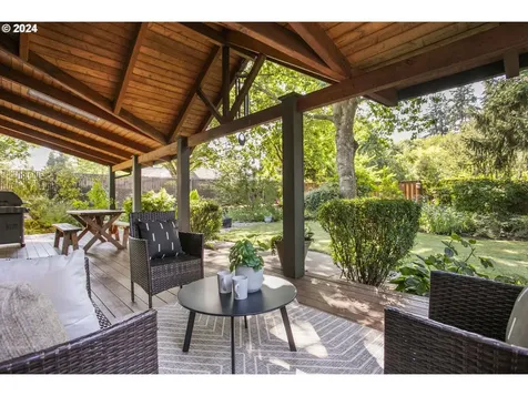 11027 Sw 110th Place Portland OR 97223