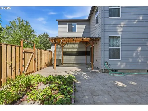 5899 SE Davis Road Hillsboro OR 97123