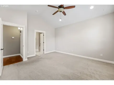 5813 Nw 25th Avenue Camas WA 98607