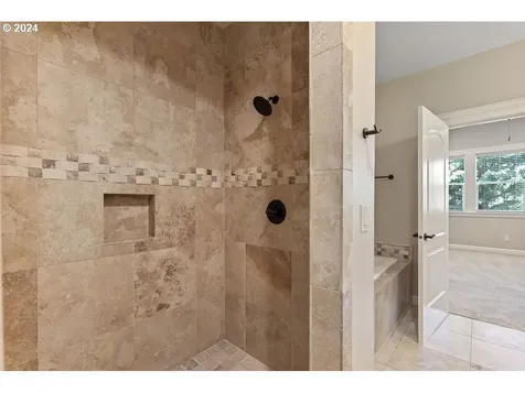 5813 Nw 25th Avenue Camas WA 98607
