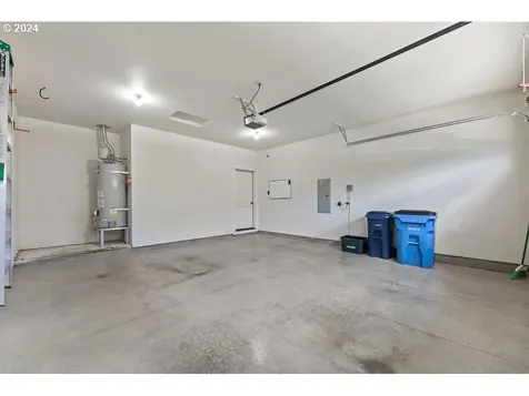5813 Nw 25th Avenue Camas WA 98607