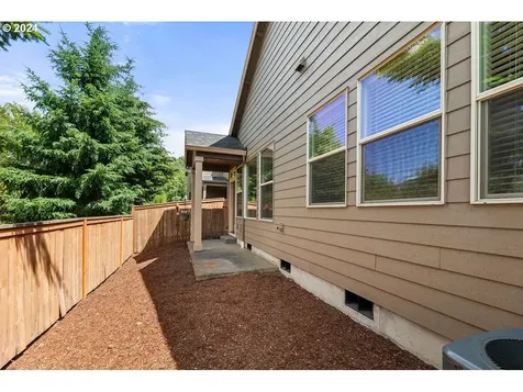 5813 Nw 25th Avenue Camas WA 98607