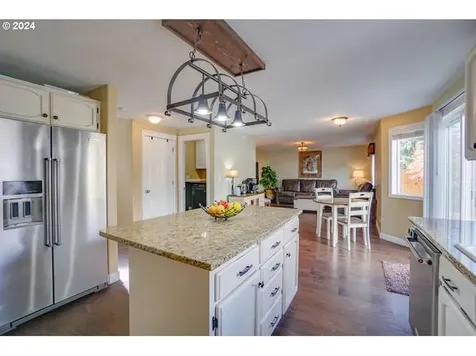 14206 NE 100th Street Vancouver WA 98682