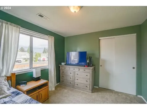 14206 NE 100th Street Vancouver WA 98682