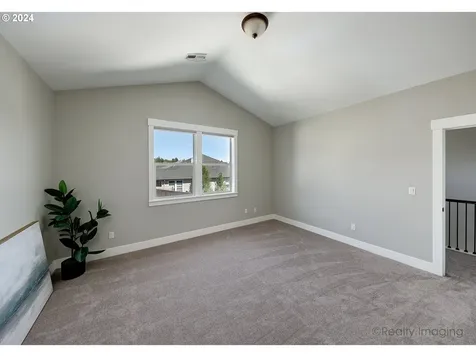 2035 34th Street Washougal WA 98671
