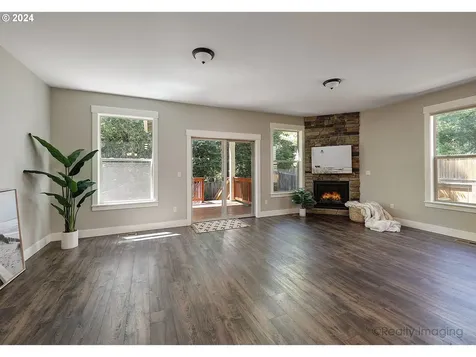 2035 34th Street Washougal WA 98671