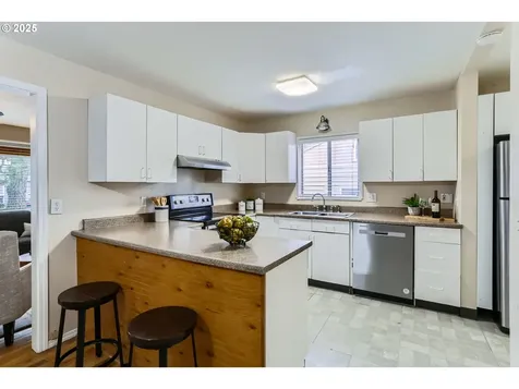239 NW Rachel Street Hillsboro OR 97124