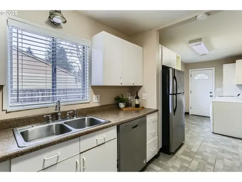 239 NW Rachel Street Hillsboro OR 97124