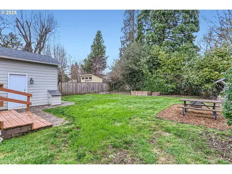 239 NW Rachel Street Hillsboro OR 97124