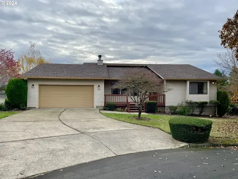 3804 T Circle Washougal WA 98671