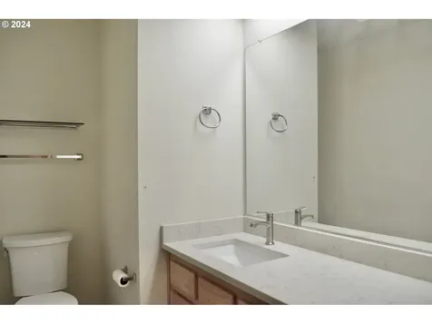 3804 T Circle Washougal WA 98671