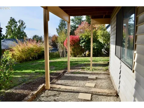 3804 T Circle Washougal WA 98671