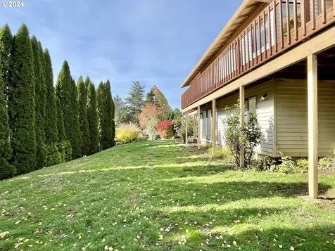 3804 T Circle Washougal WA 98671