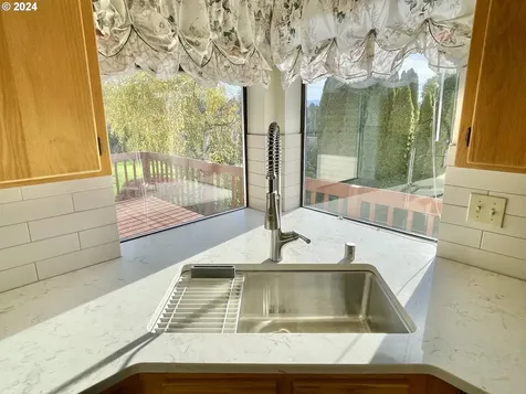 3804 T Circle Washougal WA 98671