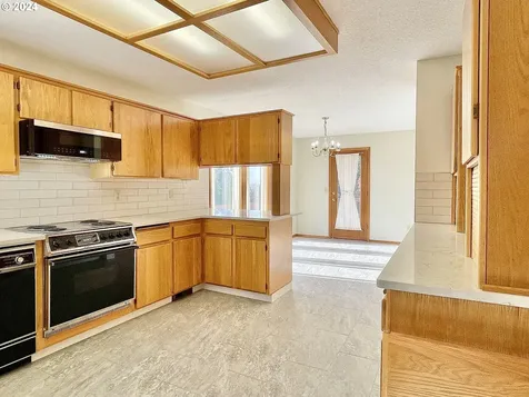 3804 T Circle Washougal WA 98671