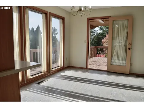 3804 T Circle Washougal WA 98671